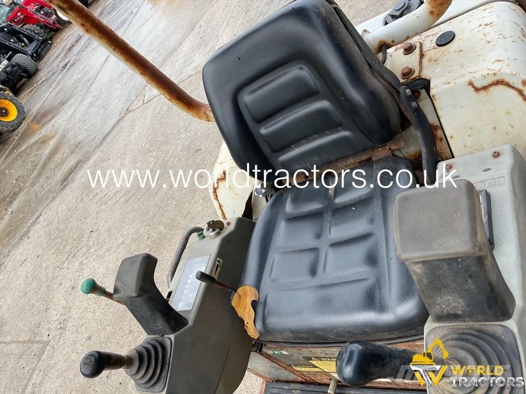 Takeuchi TB 016 Miniescavadeiras