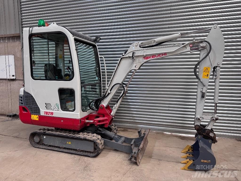 Takeuchi TB 219 Miniescavadeiras