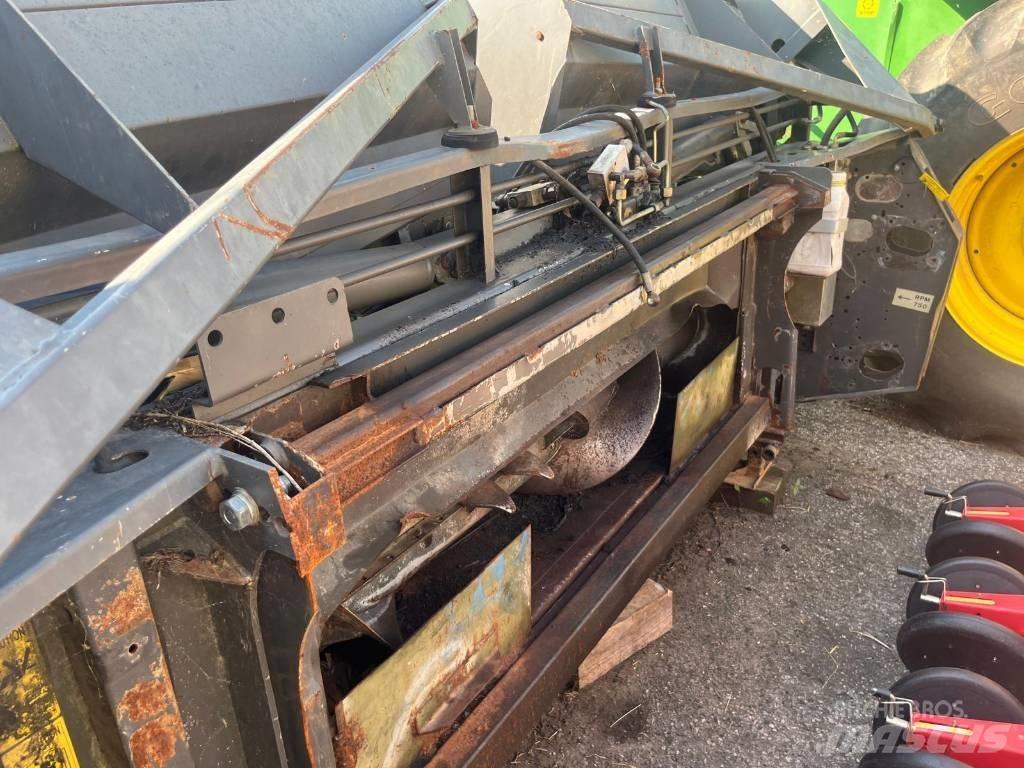 DBF 8 FILE Ceifeiras debulhadoras compactas
