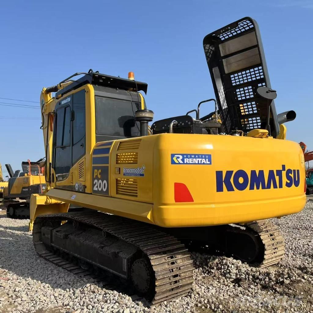 Komatsu PC 200 Escavadeiras de esteiras