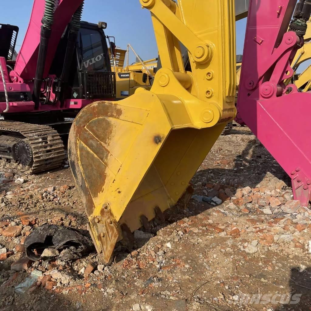 Komatsu PC 240 Escavadeiras de esteiras