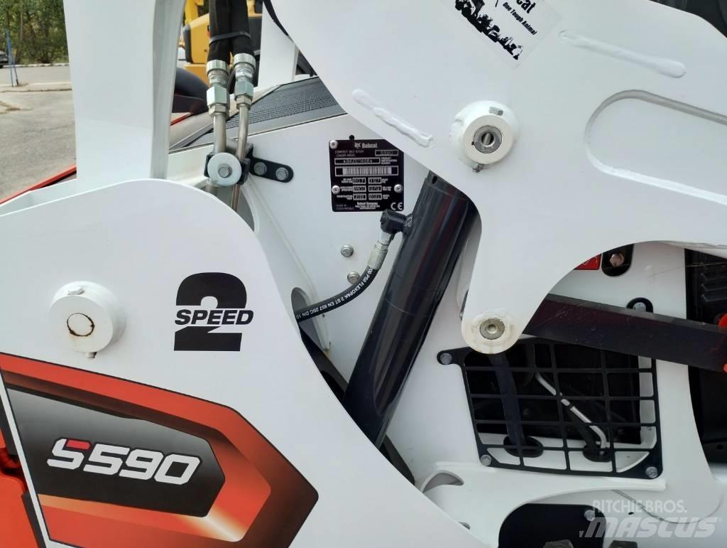 Bobcat S 590 Miniescavadeiras