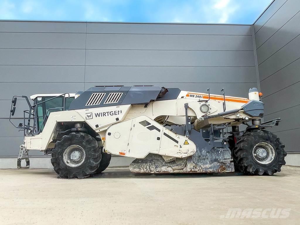 Wirtgen WR 240I Recicladores de asfalto