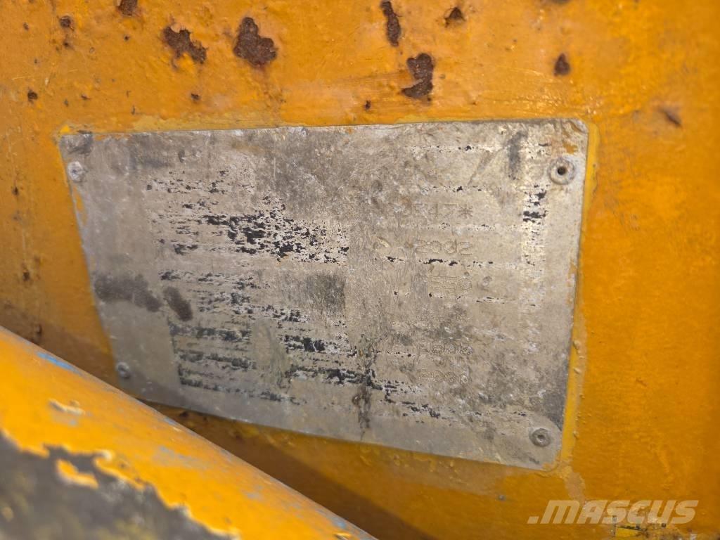 Komatsu SK 714 Minicarregadeiras