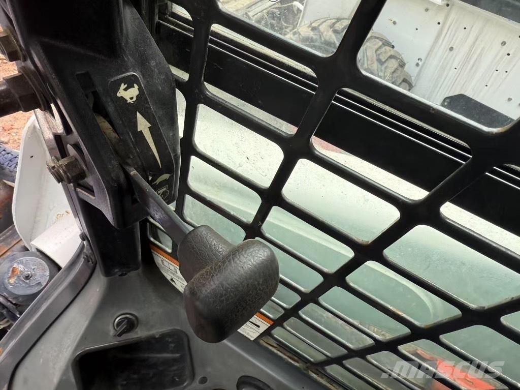 Bobcat S 220 S750 Minicarregadeiras