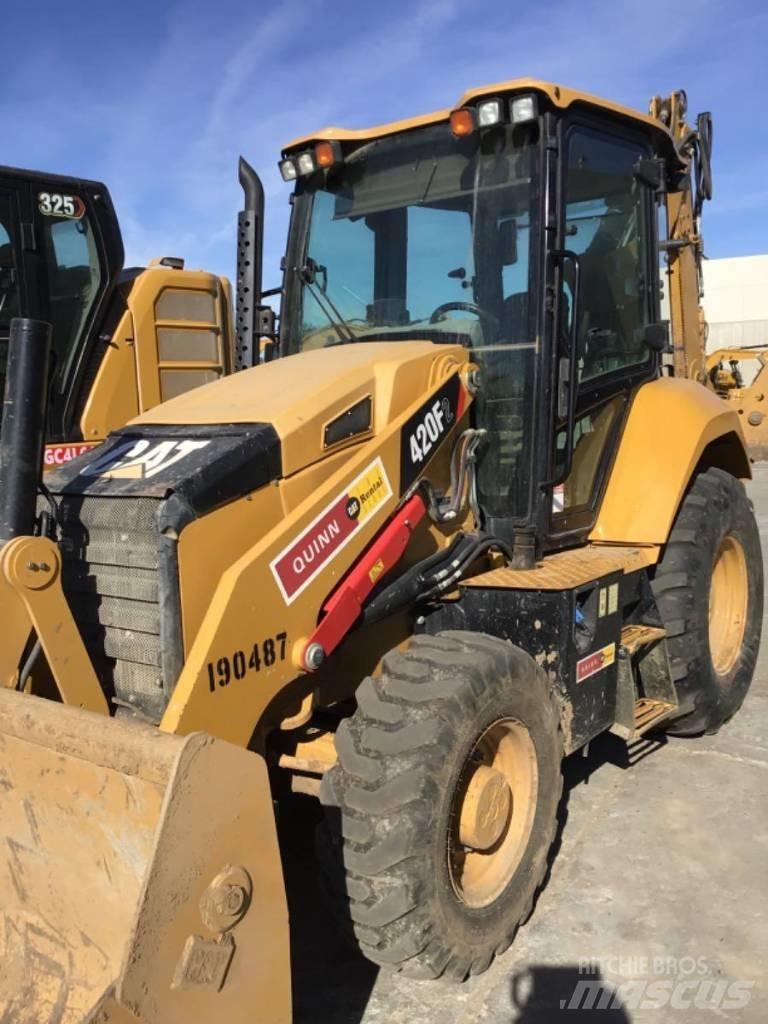 CAT 420 F Retroescavadeiras