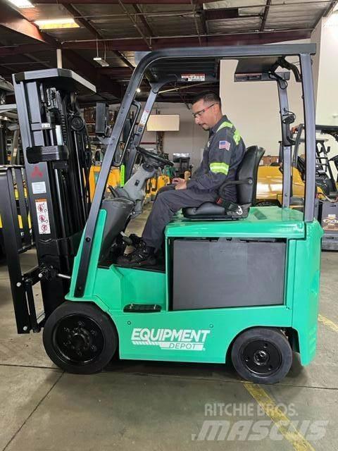 Mitsubishi FBC25 Empilhadores eléctricos