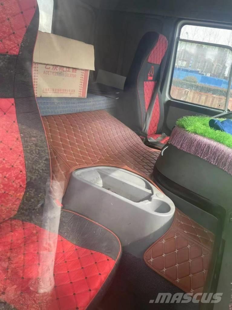 Howo 371 8x4 Camiões basculantes