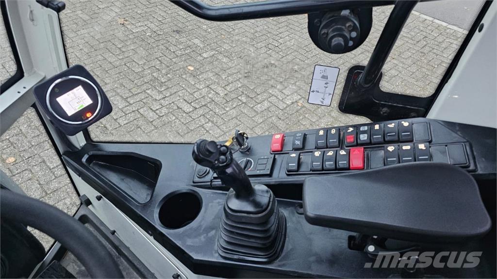 CLAAS Torion 535 Carregadeiras de rodas