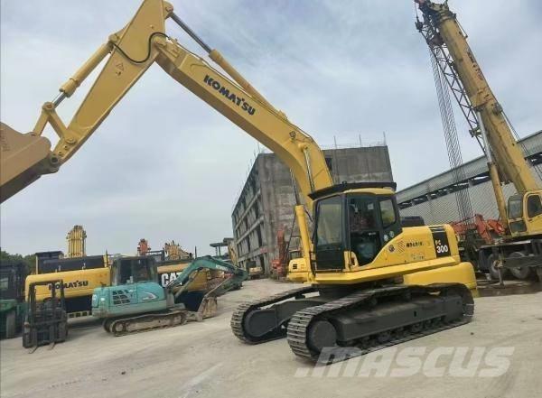 Komatsu PC 300 Escavadeiras de esteiras