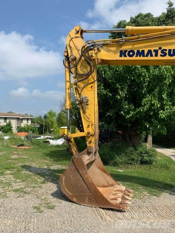 Komatsu PC 210 NLC-8 Escavadeiras de esteiras