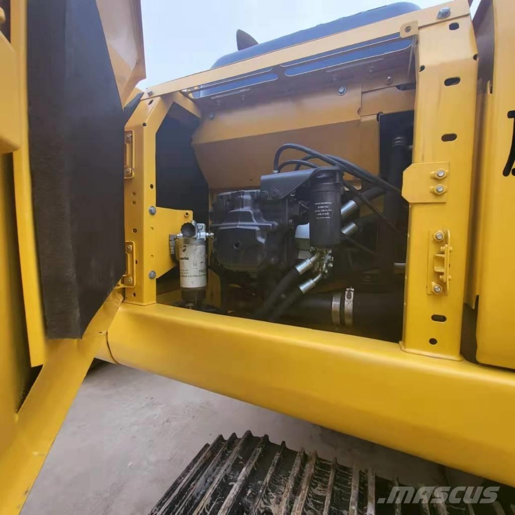 Komatsu PC 210 Escavadeiras de esteiras