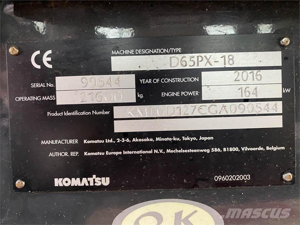 Komatsu D65PX-18 Dozers - Tratores rastos