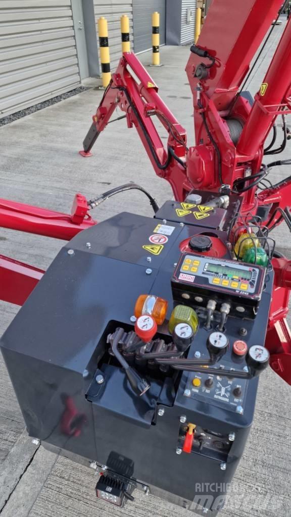 Unic URW 295 Mini gruas