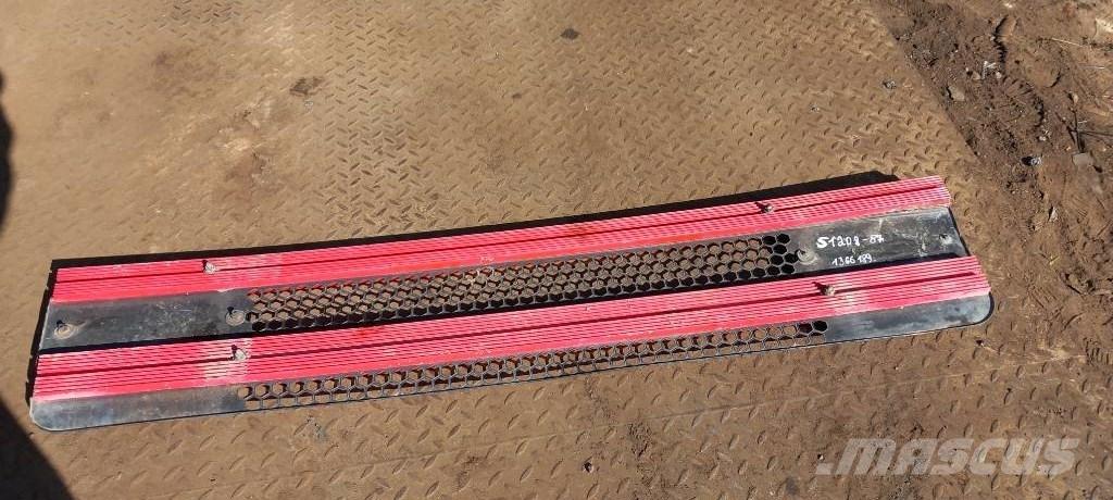 Scania 94 D.   1366189 Radiadores camiões e carrinhas