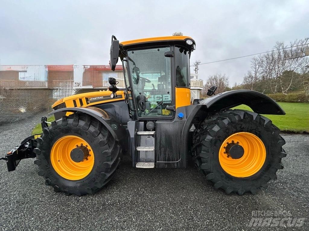 JCB 4220 FASTRAC Tratores Agrícolas usados