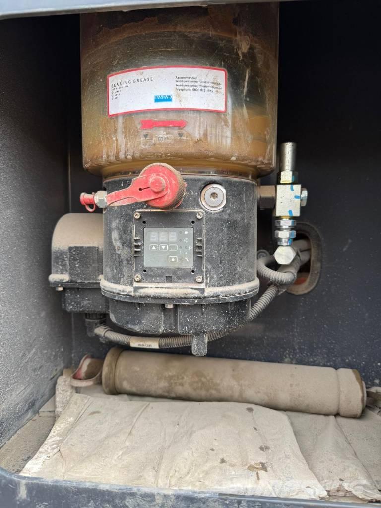 Sandvik QJ 241 Britadores móveis