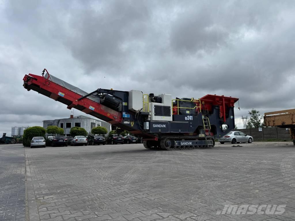 Sandvik QJ 241 Britadores móveis