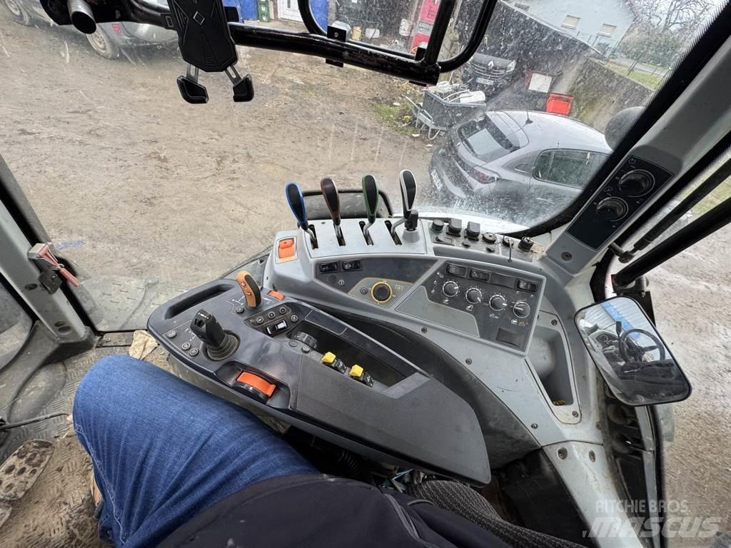 Valtra N174 Tratores Agrícolas usados