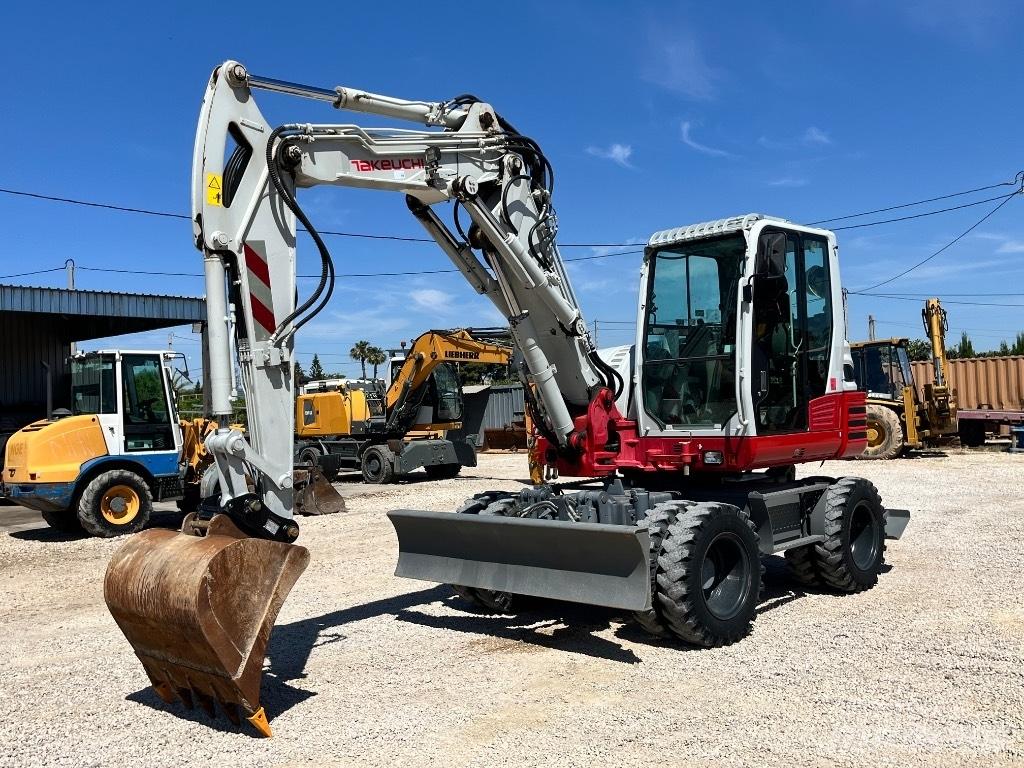 Takeuchi TB 295 Escavadoras de rodas