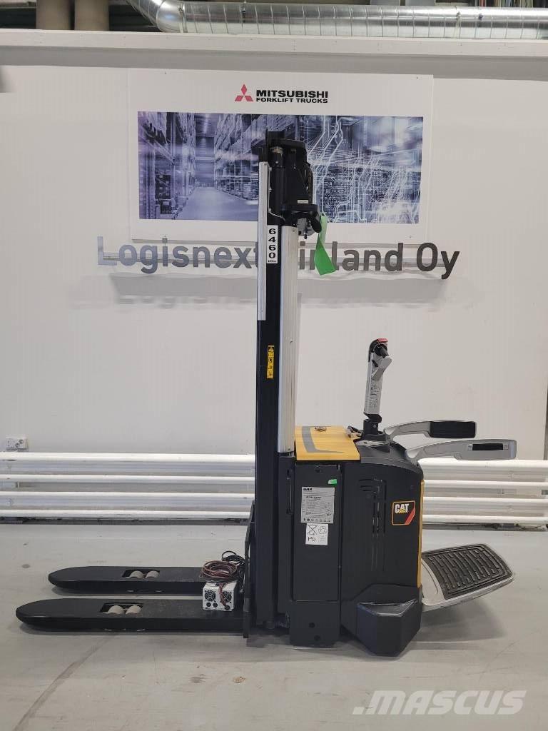 CAT NSV 16N ( MYYTY ) Self propelled stackers