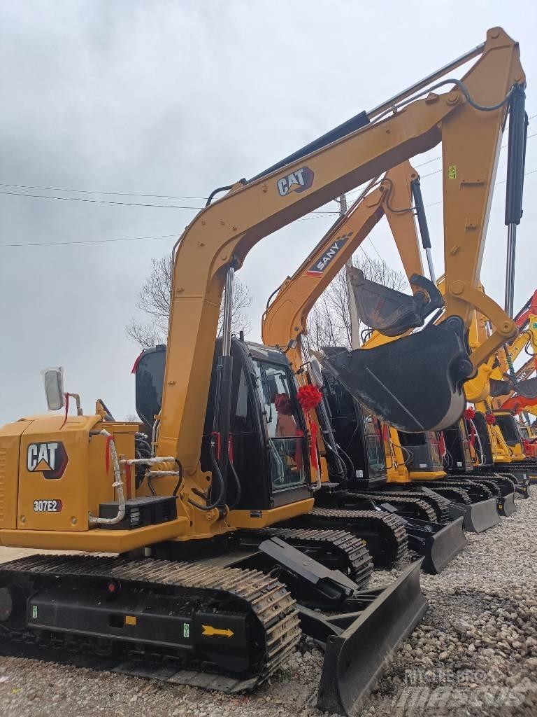 CAT 307 Miniescavadeiras