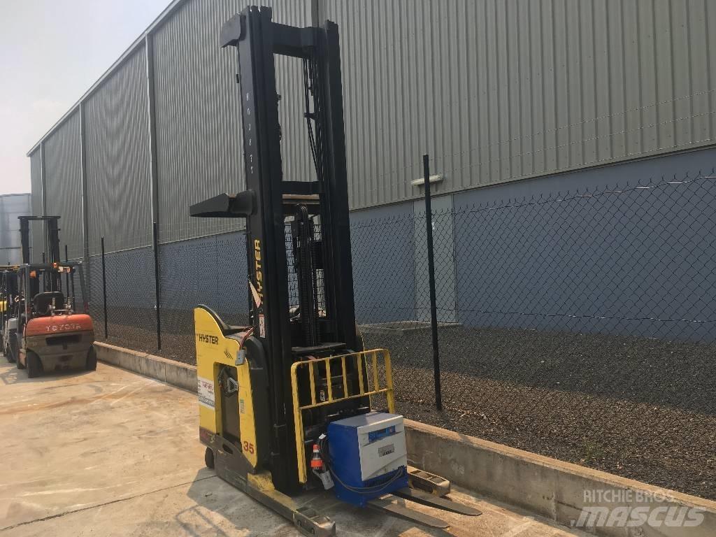 Hyster N35ZDR Empilhadores Elevadores