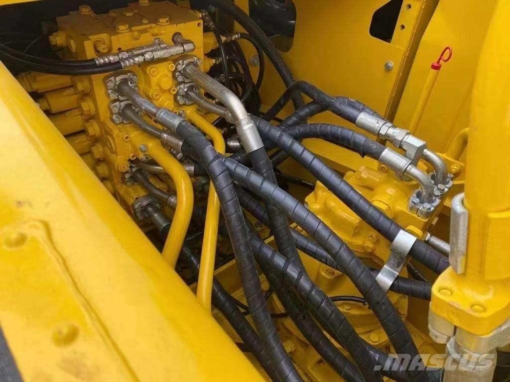 Komatsu 200-8 Escavadeiras de esteiras