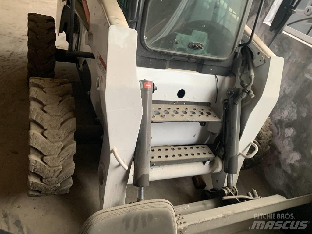 Bobcat S 300 Minicarregadeiras