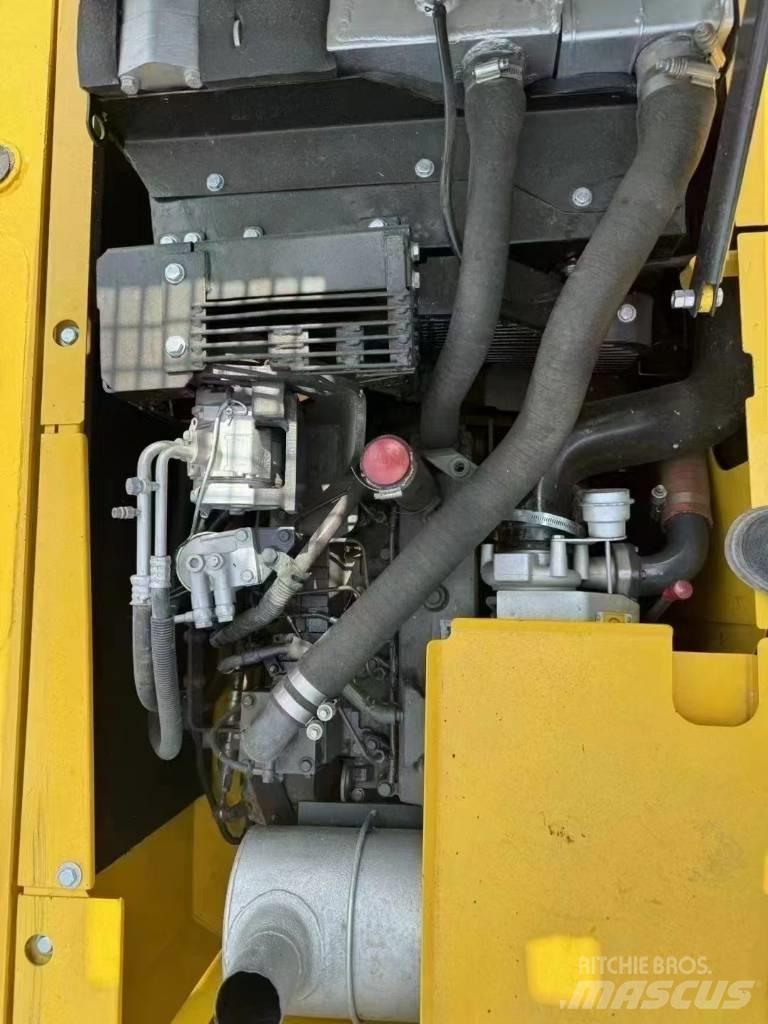 Komatsu PC 130 Escavadeiras de esteiras