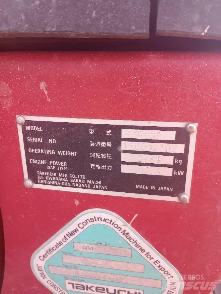 Takeuchi TB230RA Acessórios e peças de equipamento de perfuração