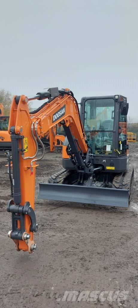 Develon DX 50 Z Escavadeiras de esteiras