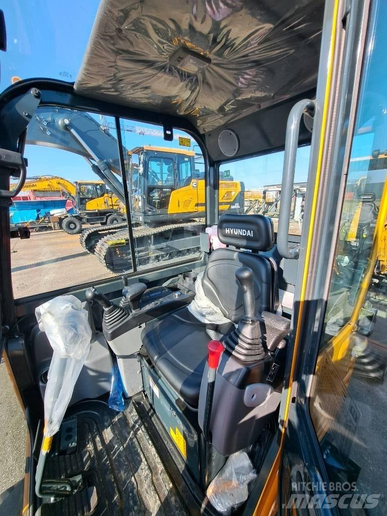 Hyundai R18-9AK Miniescavadeiras