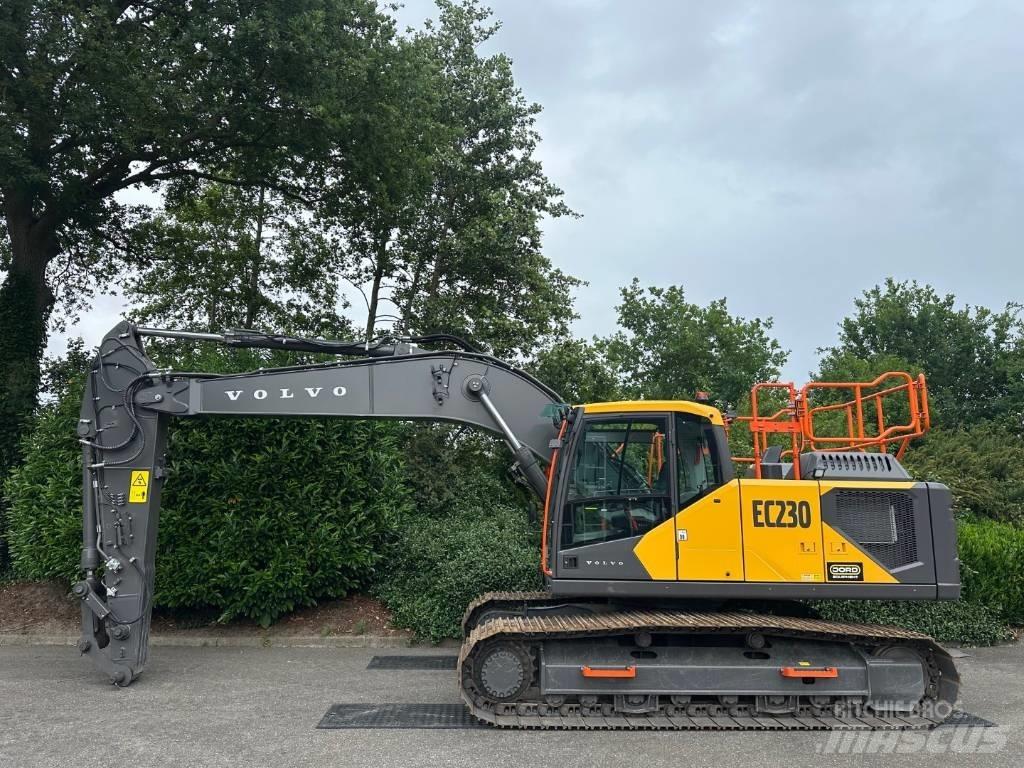 Volvo EC 230 Escavadeiras de esteiras