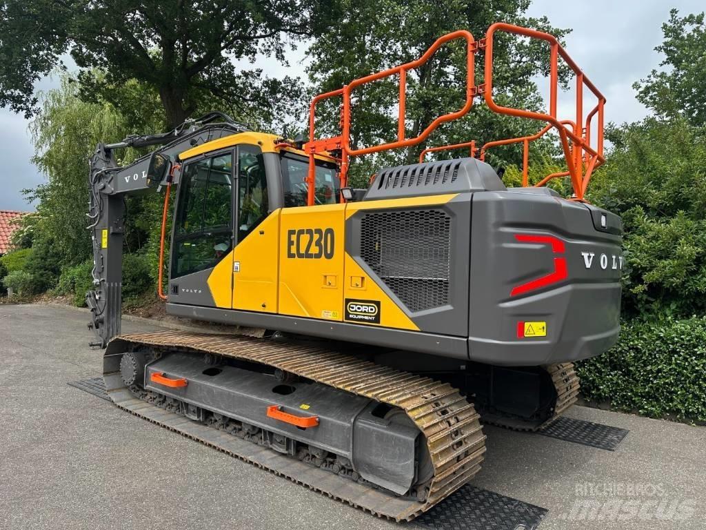 Volvo EC 230 Escavadeiras de esteiras