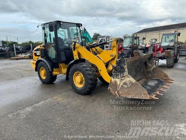 CAT 906 Carregadeiras de rodas