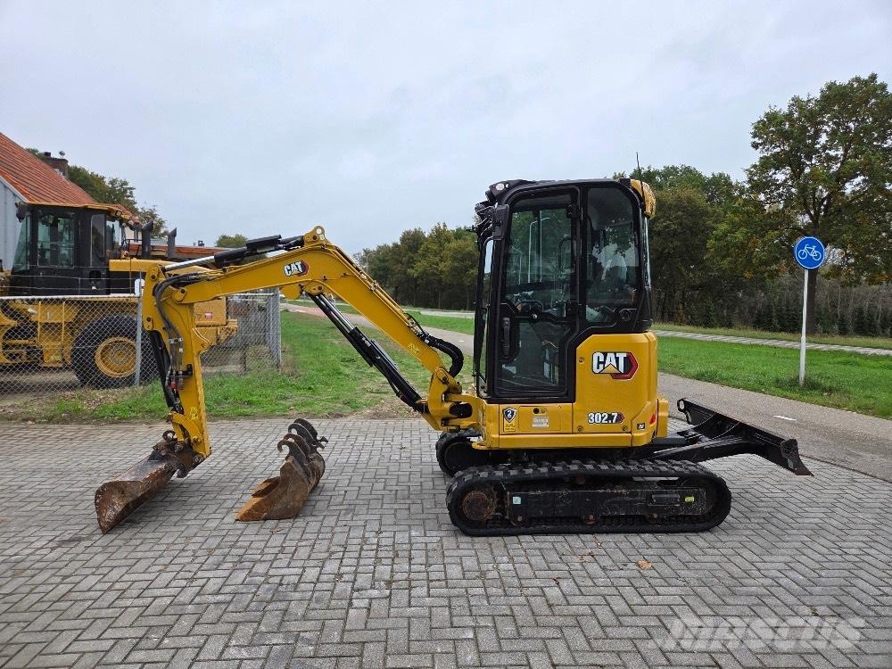 CAT 302.7CR Miniescavadeiras