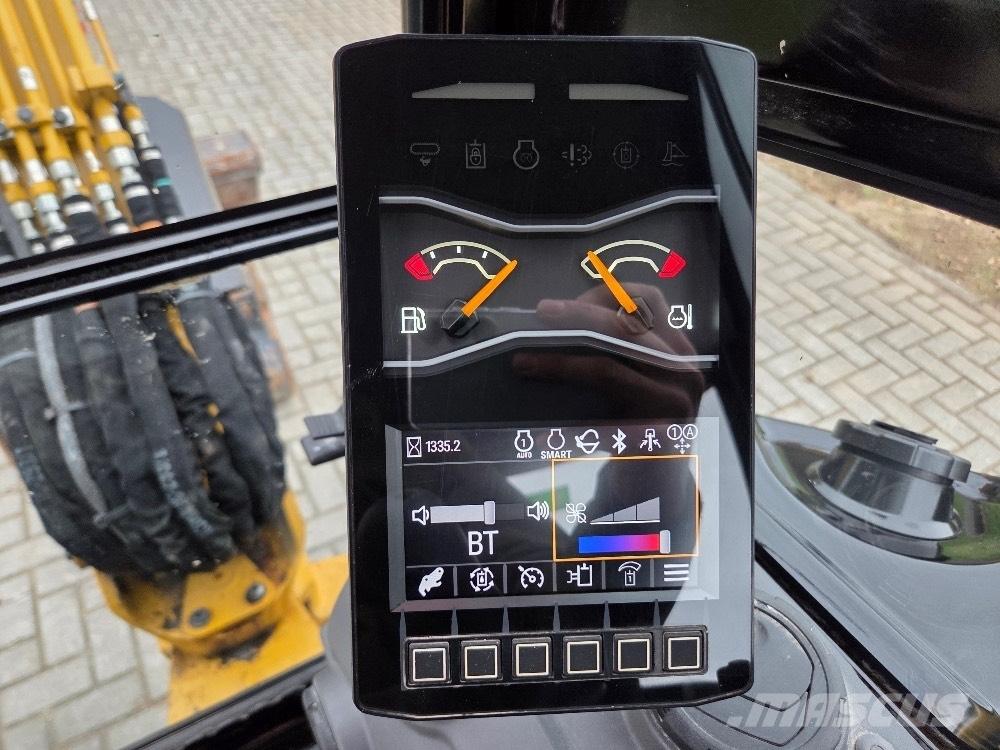 CAT 302.7CR Miniescavadeiras