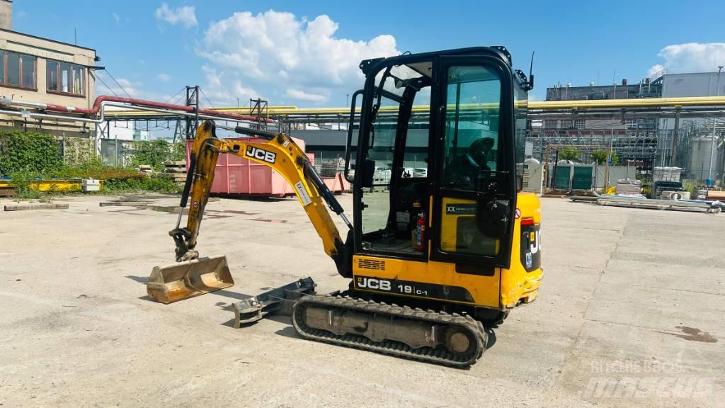 JCB 19 C Miniescavadeiras