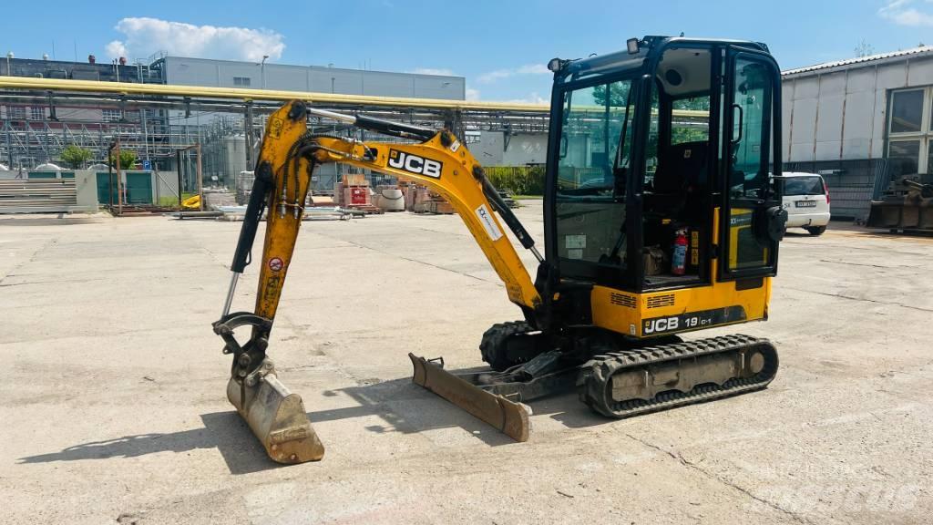 JCB 19 C Miniescavadeiras
