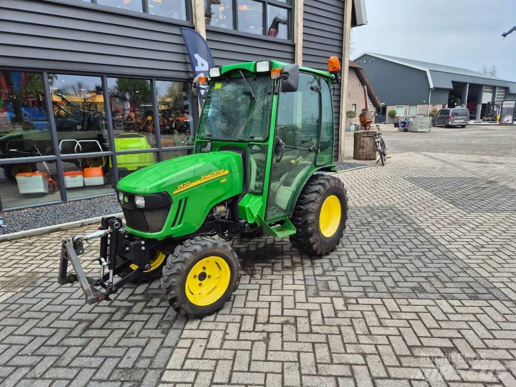 John Deere 2520 Tractores compactos