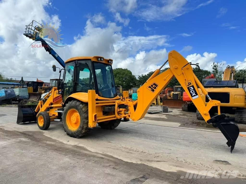JCB 3CX Retroescavadeiras