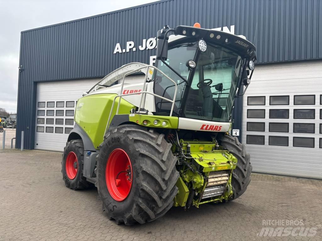 CLAAS Jaguar 960 4WD Forrageiras auto-propulsionadas