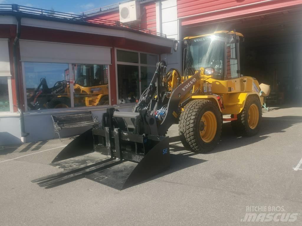 Volvo L35GT, UTHYRES Minicarregadeiras