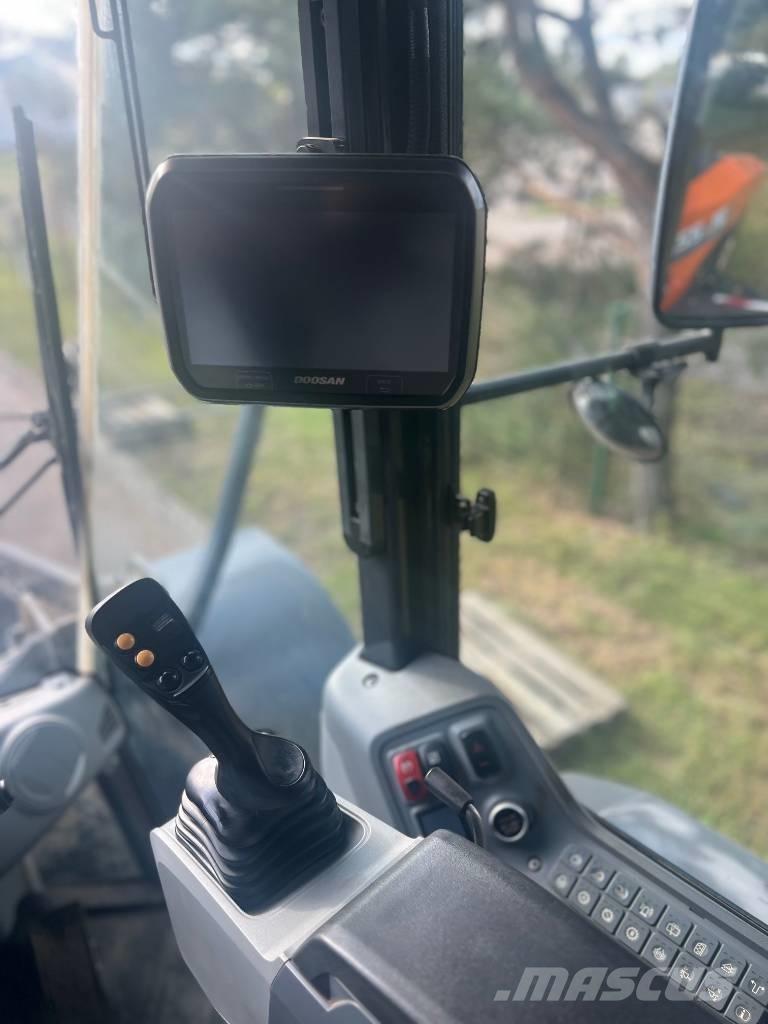 Doosan DL 220-7 Carregadeiras de rodas