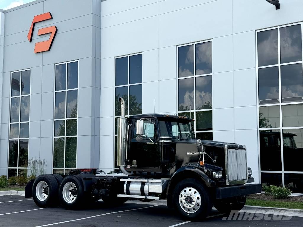 Western Star 4900 Cavalos Mecânicos