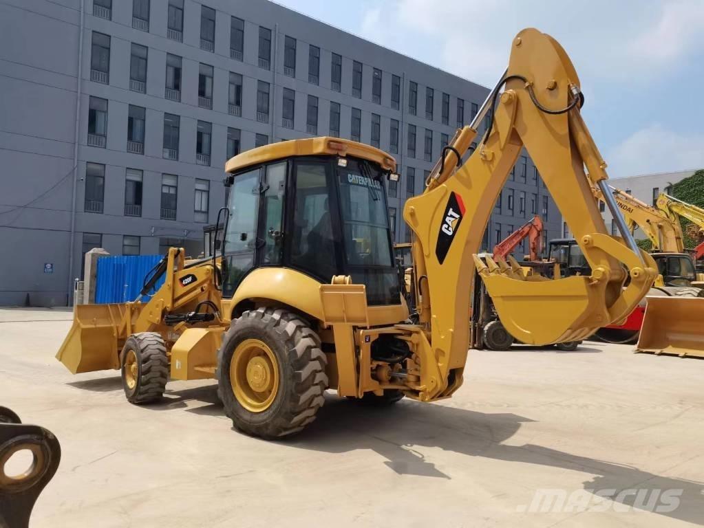 CAT 420F Retroescavadeiras