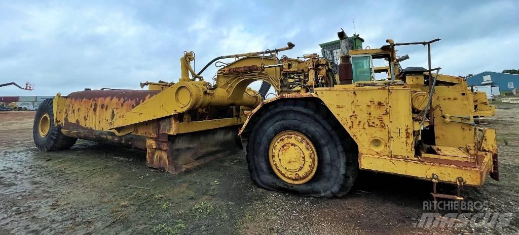 CAT 631 D Auto-tanques