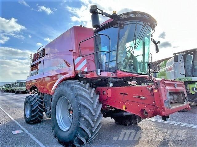 Case IH AF 8240 Ceifeiras debulhadoras
