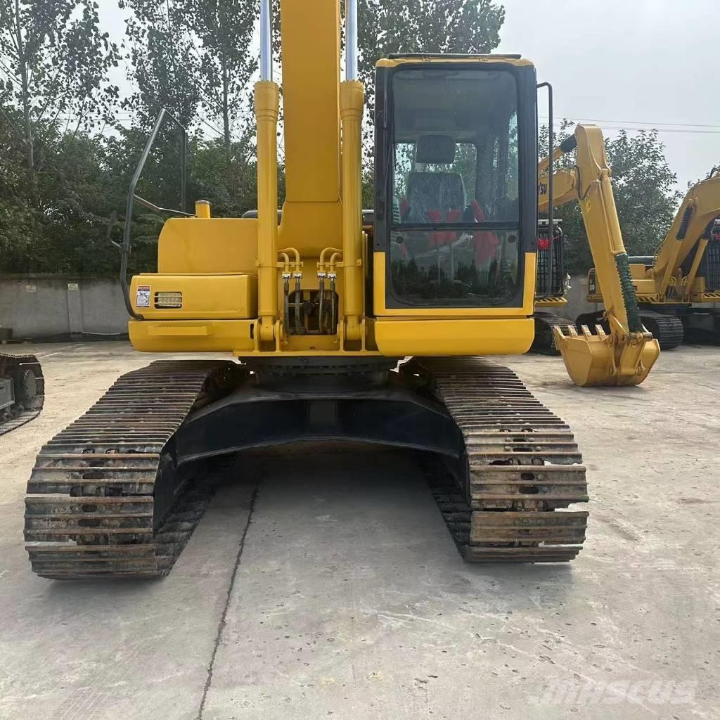 Komatsu PC 200-7 Escavadeiras de esteiras